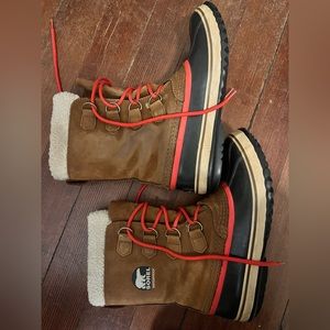 Sorel Boots - size 10